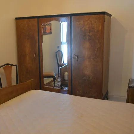 Villino Anna E Pippino *