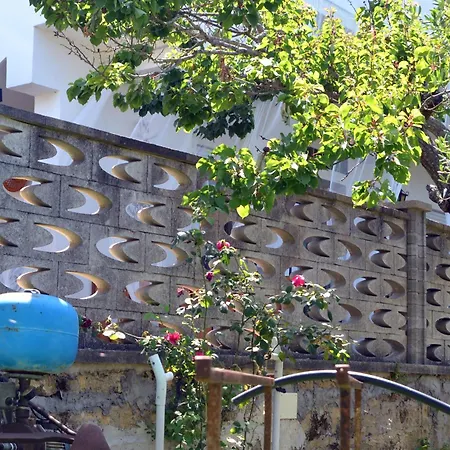 فيلة Villino Anna E Pippino *