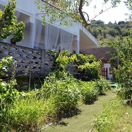 Villino Anna E Pippino 别墅 卡拉塔菲米