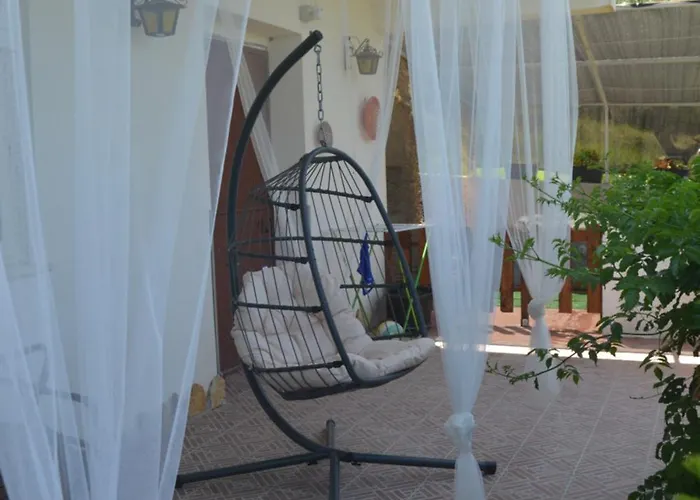 Villino Anna E Pippino * 卡拉塔菲米